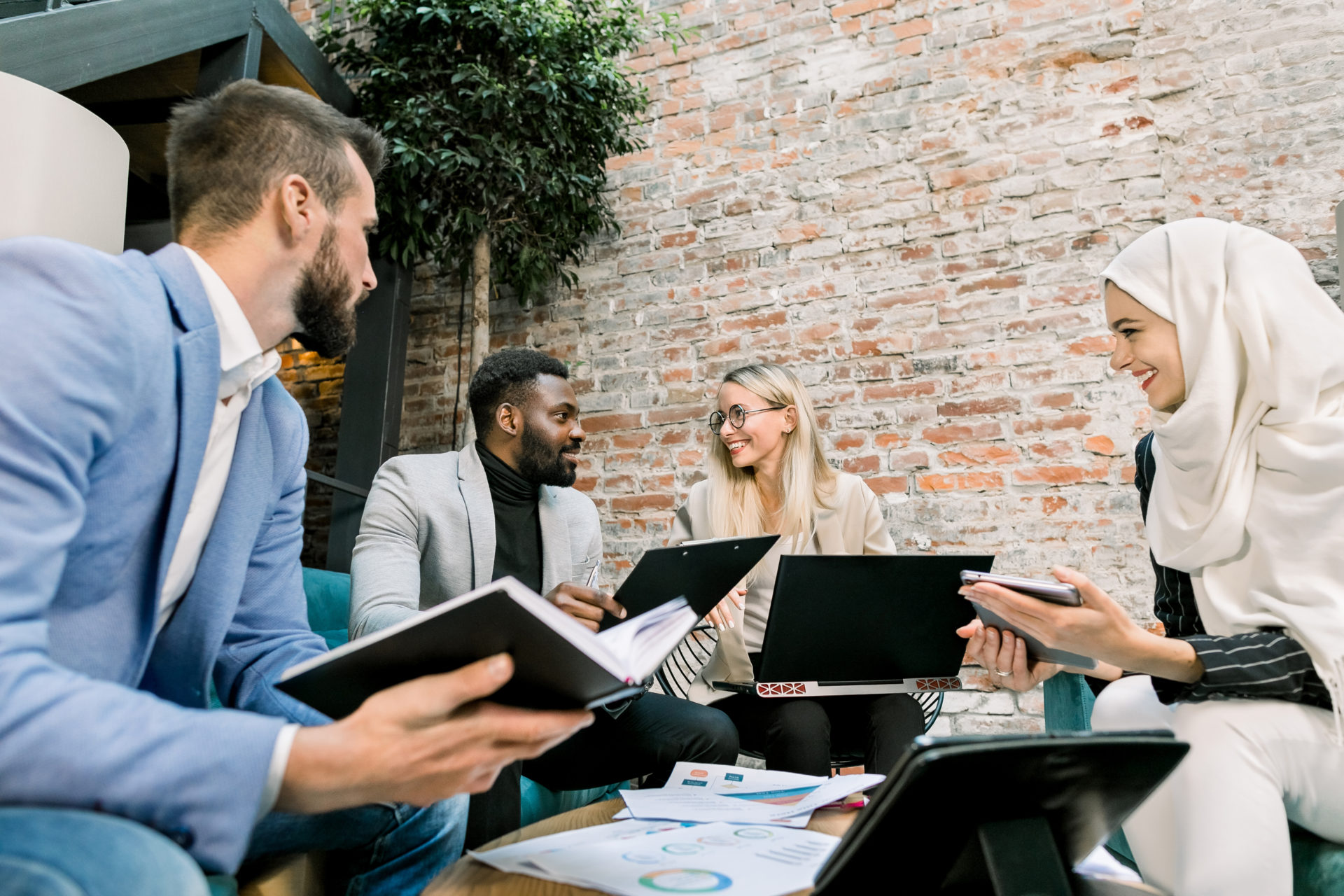 How Businessly is Changing the Way Professionals Collaborate and Grow Online