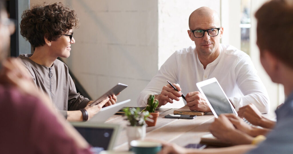 How to Help Others Improve Productivity A Practical Guide for Leaders, Colleagues, and Teams
